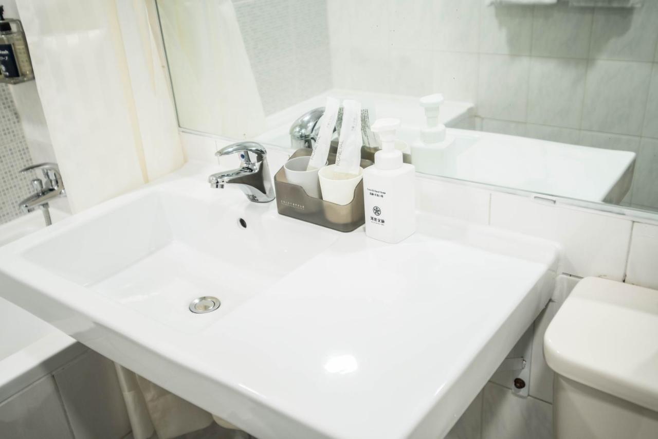 Holo Hotel Tainan Exterior photo